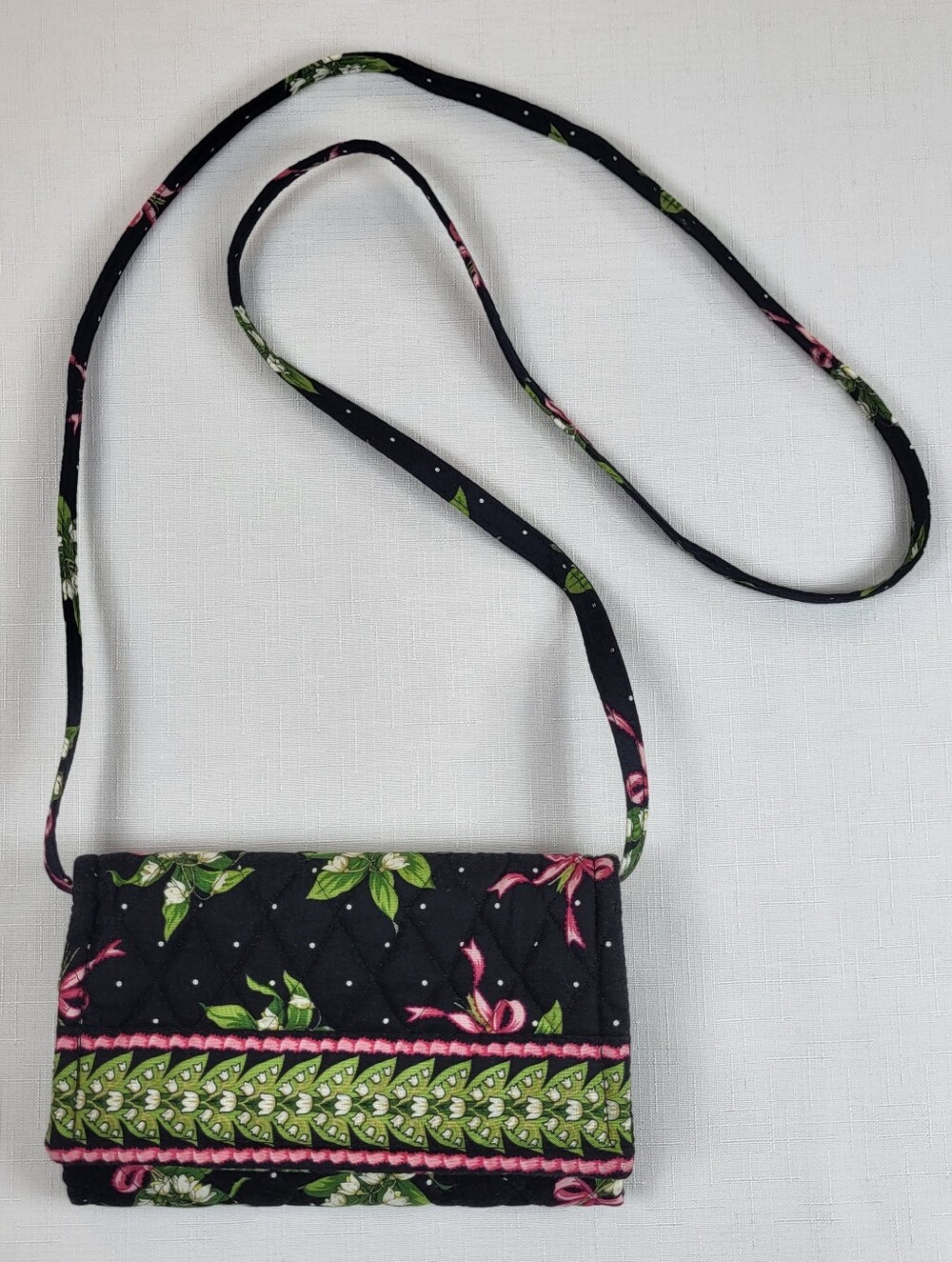 Vera Bradley New Hope Trifold WALLET Crossbody Bag Quilted Lily of Valley Bows